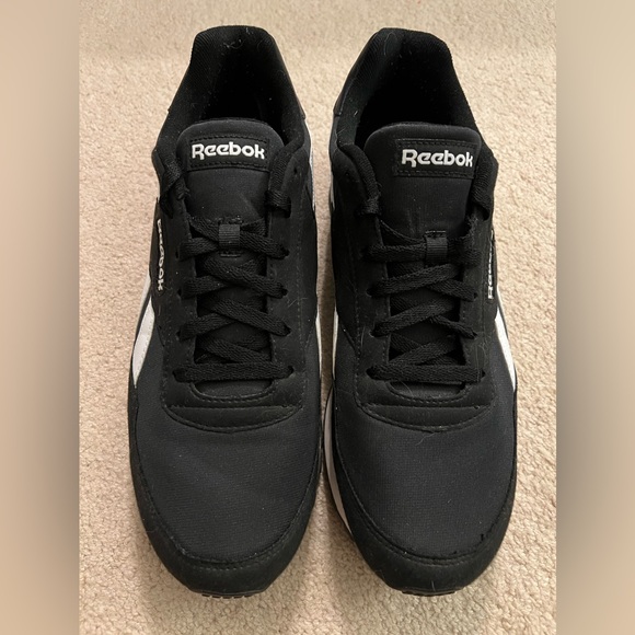 Like New Mens Reebok Classic Nylon Sneakers Size 12 - Picture 1 of 4